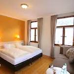 ゲストハウス Ferienweingut Hausmann