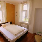 Ferienweingut Hausmann 4*