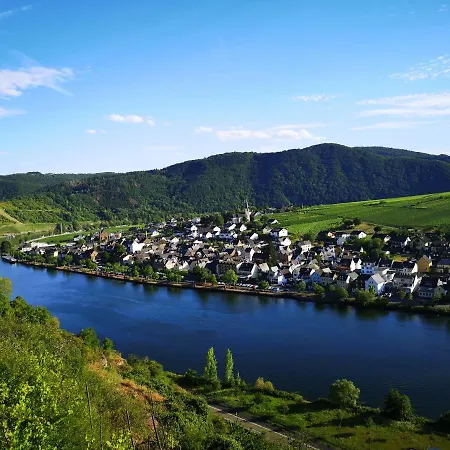 Ferienweingut Hausmann Ellenz-Poltersdorf