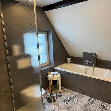 Ferienweingut Hausmann 4*