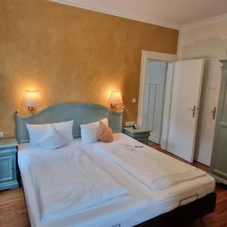 Ferienweingut Hausmann 4*