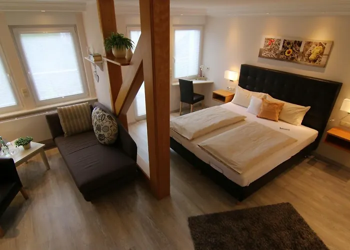 Ferienweingut Hausmann 엘렌츠폴터스도프