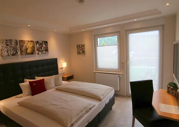 게스트하우스 Ferienweingut Hausmann