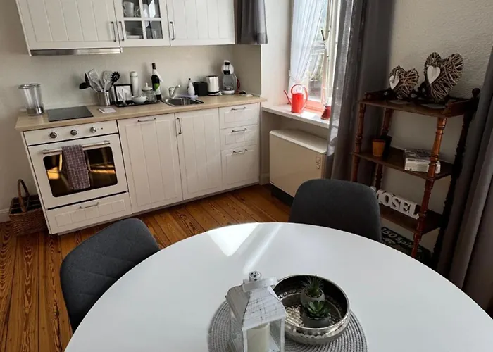 게스트하우스 Ferienweingut Hausmann 4*