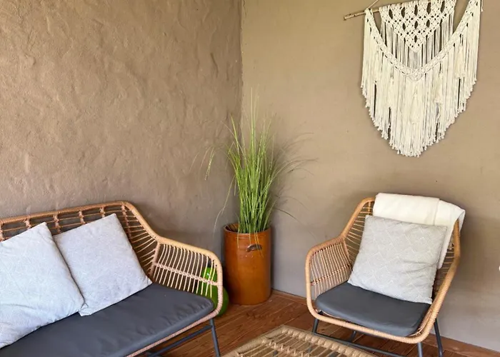 Ferienweingut Hausmann 4* 엘렌츠폴터스도프