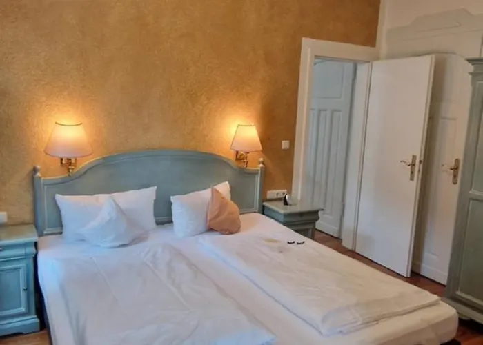 Ferienweingut Hausmann 4*